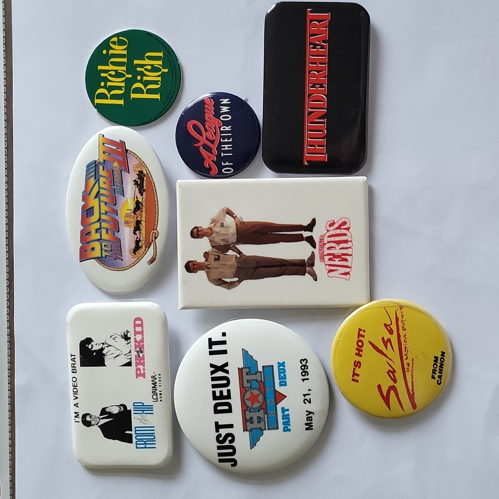 Lot of 1990's Movie Buttons/Badges